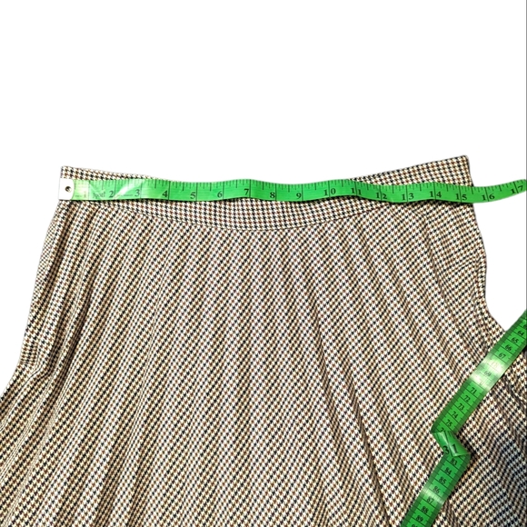 DKNY Pleated Houndstooth Skirt - Picture 4 of 7